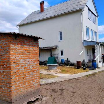 Будинок в садовому товаристві біля  села Мотовилівка, 50 км від Києва, поруч  озеро..
