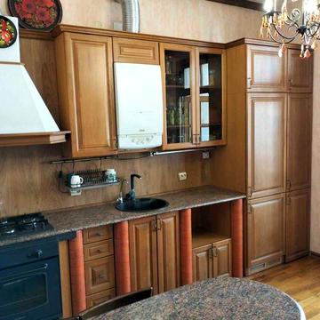 Продам стильну затишну 3-х к/к у Центрі міста