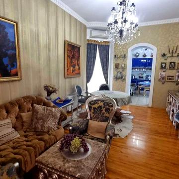 Продам! Маразлієвська, 4 роздільні кімнати, АГВ, 2 балкони, 2 санвузла