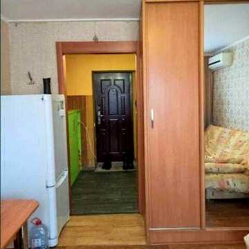 Продам студию на Новых Домах метро Дворец Спорта в пешей доступности.