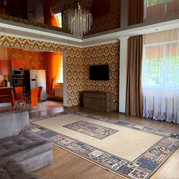 Оренда будинку в с.Скоморохи