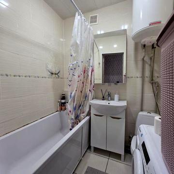 Продам 2-х комнатную квартиру метро Холодная гора