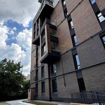 Видова 1-кімнатна квартира в новобудові | НОВИЙ ГАЗОВИЙ КОТЕЛ, зроблена електрика та сантехніка| Зданий будинок ЖК Янтарний