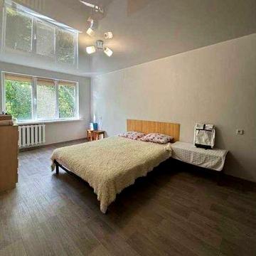 Продаж 3-кімнатної квартири на Таїрова, просп. Небесної Сотні, 62 м², кухня-вітальня, держпрограми