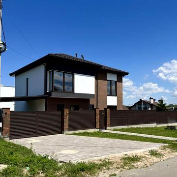 Продаж будинку в с. Лісники