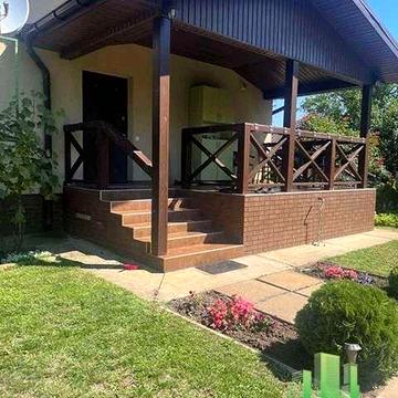 Продаж будинку-дачі біля води