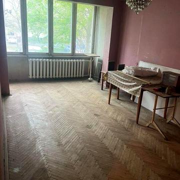 Продаж 2 кімнатна квартира вул..Грінченка , хрущовка.
