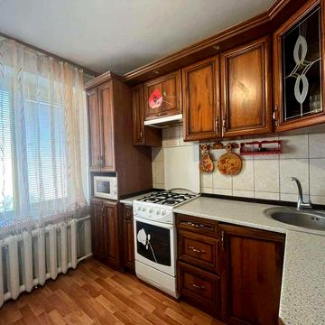 (5) Продам 2к квартиру на вул.Дачній 9793