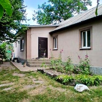 Продається будинок в Стрижівці