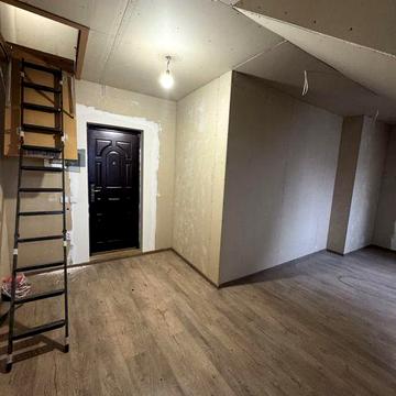 Продаж шикарної мандсардної квартири в центрі міста по супер ціні