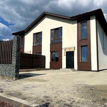 Дуплекс в Святопетрівському з великою ділянкою!