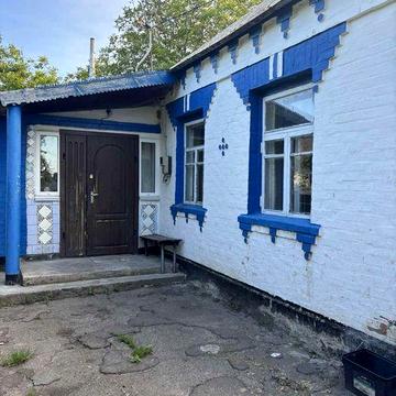 Продається  будинок  в селі Черкас