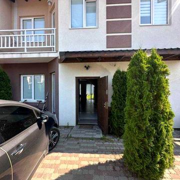 оренда таунхаус в суперовому місті біля озера в Гостомелі — 95 м²