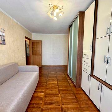 Дорогожичі, повноцінна 1-кім квартира, стан хороший житловий