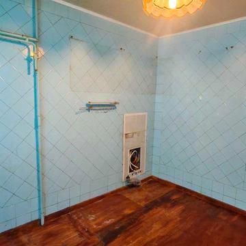 Продам 3- ком. квартиру середина Слобожанского пр. остановка Донецкая.