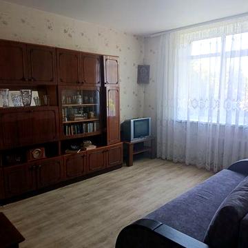 Продам 2 кв.пр.Правда