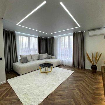 Продається простора дизайнерська трикімнатна квартира у Family Plaza. ЖК Family Plaza