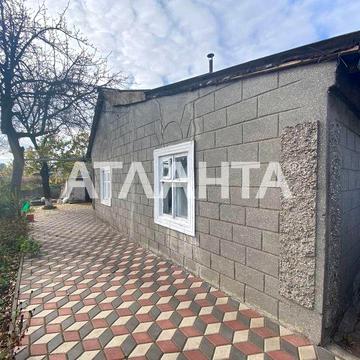 Земельный участок в центре Усатово-1 с небольшим домом.
