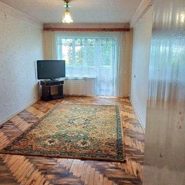 Продаж 3 кімнатної квартири вул. Безручко