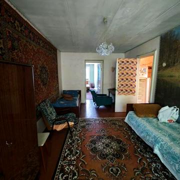 Продам 2х кімнатну квартиру