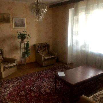 Квартира трикімнатна в центрі Херсону по вулиці Старомлинна (Гагаріна)