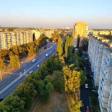 Оренда 3 кімнатної квартири на масиві Незалежності