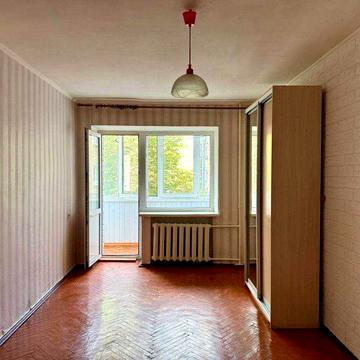 Продаж 1-кімнатної квартири , пр.Берестейський, 3 хвилини пішки метро Нивки, Святошино. Без комісії для покупця.
