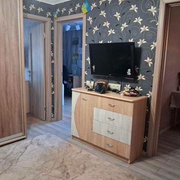 Двохкімнатна квартира у самому центрі!