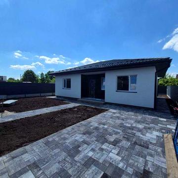 Продам 1 но поверховий будинок 90м2, вул. Патона, заведений ГАЗ.