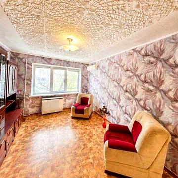 Продам 2-кімнатну квартиру у Нікополі у р-н Варус(великий)