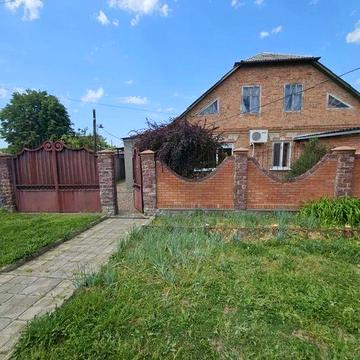 Продам будинок в Дергачах. Сертифікат так