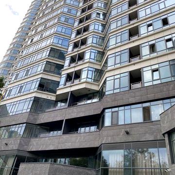 Продам, двухуровневую квартиру, Болсуновского 2, 322кв