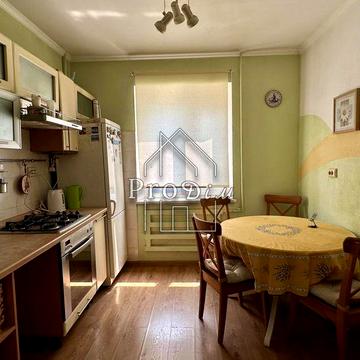 Продаж 3к квартира 2 поверх 70м2 Бровари Без комісії