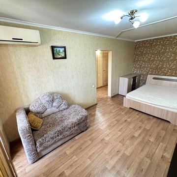 Здам затишну 1-кім квартиру по вул. Замостянскька поряд із площею Перемоги