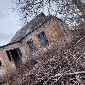 Земельна ділянка з недобудованим будинком с.Шамраївка (Руда)