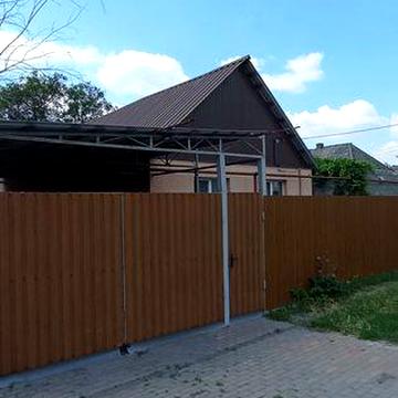 Продам дом с ремонтом в Подгородном