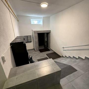 4-кімнатна квартира 79 м², Санта-Барбара, вул. Вернадського, без комісії