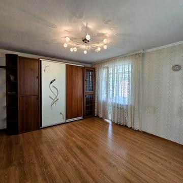 Продаж 1 кімнатної 39,8кв.м Ірпінь вул.Сагайдачного 23а біля парку ЖК Нахимовський БЕЗ КОМІСІі ЖК Нахимовський