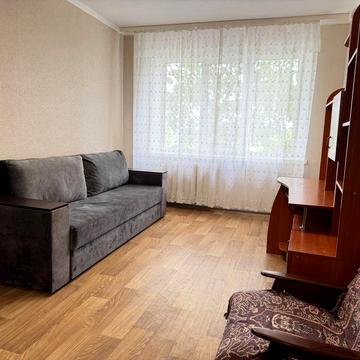 Оренда 2к квартира, центр, стадіон Ворскла