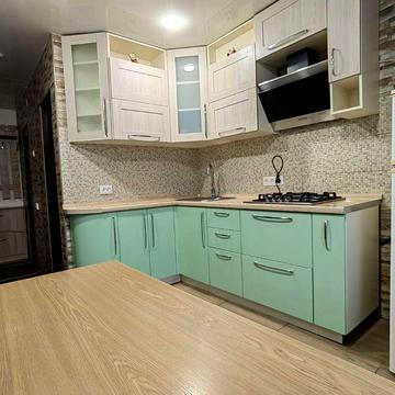 Здам 2к.квартиру. Сімафорна 38