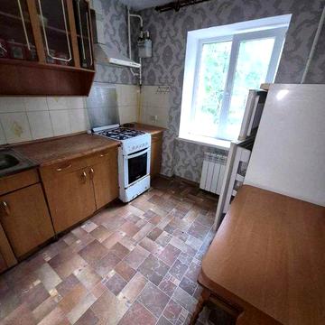 Продам 2 кімн. квартиру на Молодіжному. 1/5 цегл. 25000