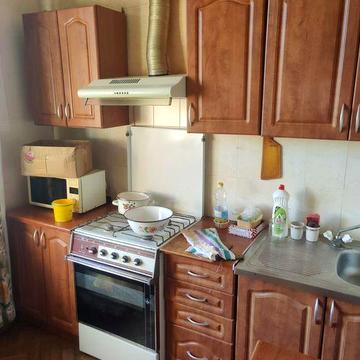 Сдам 2комэ,квартиру район металургов