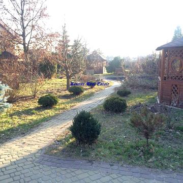 Оренда будинка в Погребах біля Троещини.