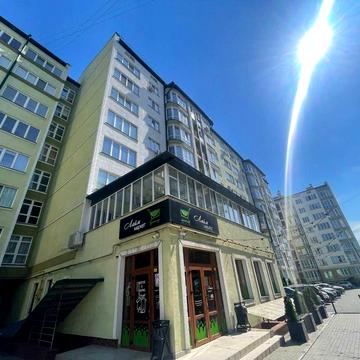 ПРОДАЖ: КЛАСНА 1-кім VIP новобудова БУДІВЕЛЬНИКІВ-МИРУ (5хв до ПРОСПЕКТУ НЕЗАЛЕЖНОСТІ)! Залишається все як на фото:меблі та техніка!Кладовка та ПІДВАЛ ЖК БУДІВЕЛЬНИКІВ-МИРУ