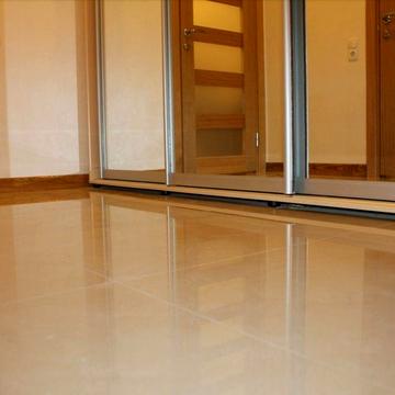 Продам 1-к. кв., 45 кв.м.,  ул. Парусна 20