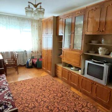 2 кімнатна квартира, вул. Андрія Первозванного 78