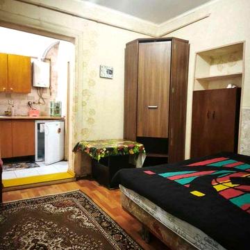 Сдам одной девушке/ женщине 1комн центр ул.Тираспольская / без животных