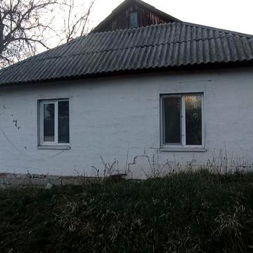Продається будинок біля річки