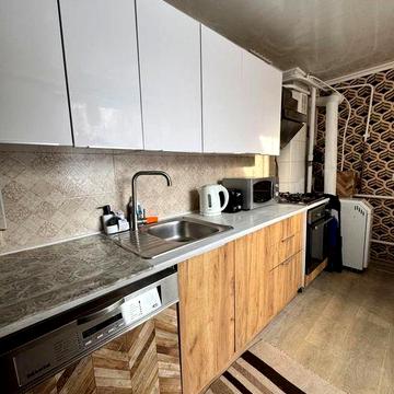 Здається будинок (квартира на землі) в районі Зеленої.