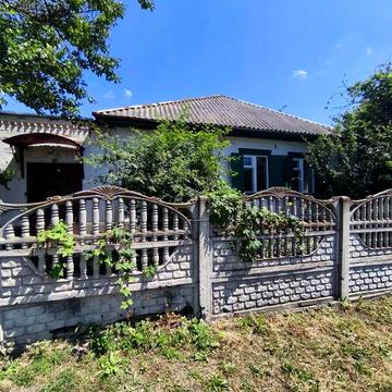 Будинок по вулиці Чернігівська в районі університету